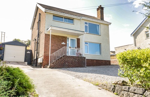 Rhos on Sea Cottage | The Nook 285b
