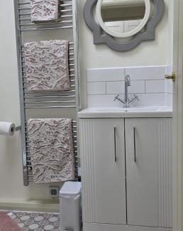 Dersingham House | The Nook
