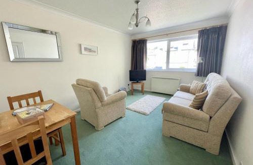 Sidmouth Apartment | The Nook