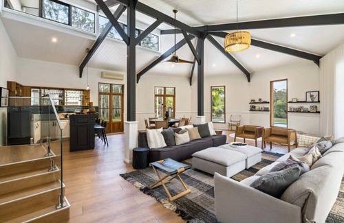 Tinbeerwah House | The Noosa Ranch - Where Nature meets Luxury