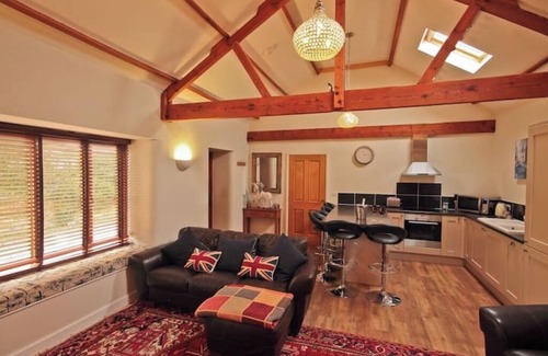 Felmingham Other | The Norfolk Farmhouse & Barn, (sleeps18) - close to coast with hot -tub.