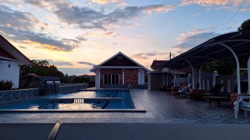 Kampung Kedawang Hotel | The Nutshell Chalet Langkawi
