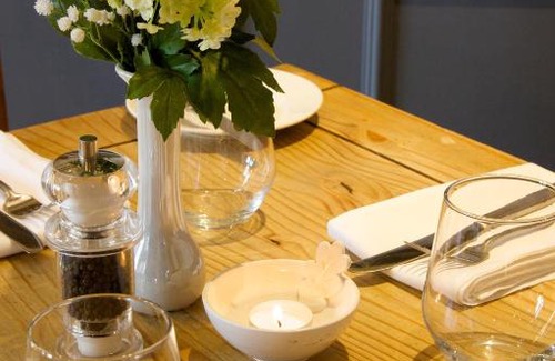 Axbridge Hotel | The Oak House