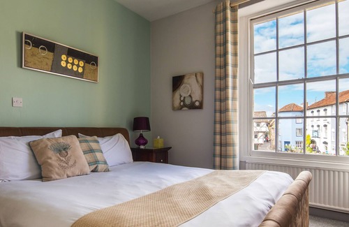 Axbridge Hotel | The Oak House