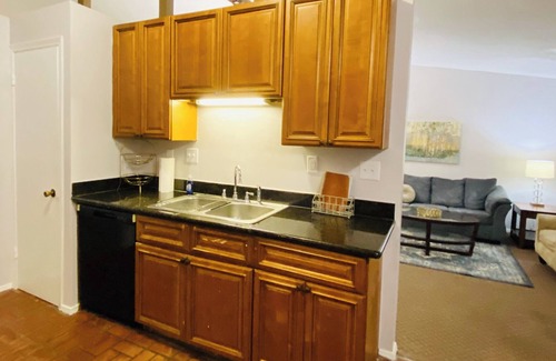 Mobile House | The Oaks at Longwood is located in a beautiful West Mobile neighborhood