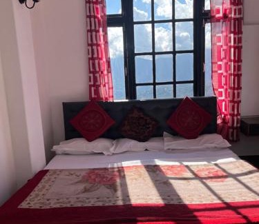 Gangtok Hotel | The Oasis Holiday Home & Restaurant