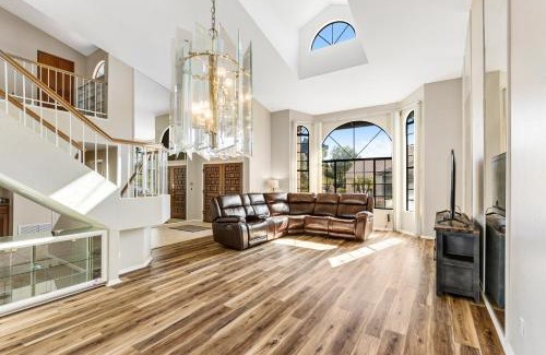 North Mountain House | The Oasis on Braeburn Drive