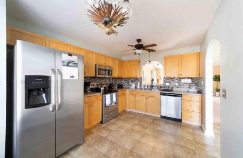 Myrtle Beach House | The Oasis w/3br/Wi-Fi/15 Minutes from the beach
