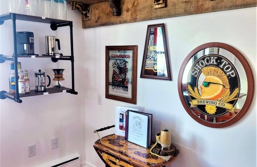 Frankenmuth House | The Odd Dog Retreat w/HotTub, Kayaks, Bikes, Games