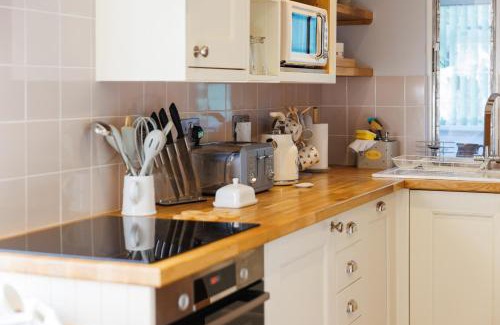 Ryde House | The Old Abbey Farmhouse