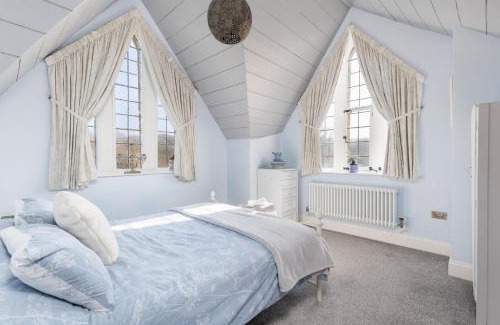 Ryde House | The Old Abbey Farmhouse