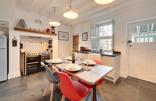 Dunstan House | The Old Ale House - Two Bedroom House, Sleeps 5