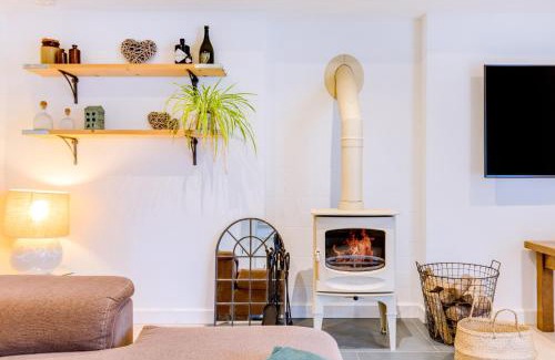 Delabole House | The Old Bakehouse - within the Helland Barton Farm collection