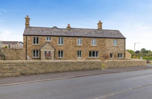 Marsh Lane House | The Old Butchers Arms