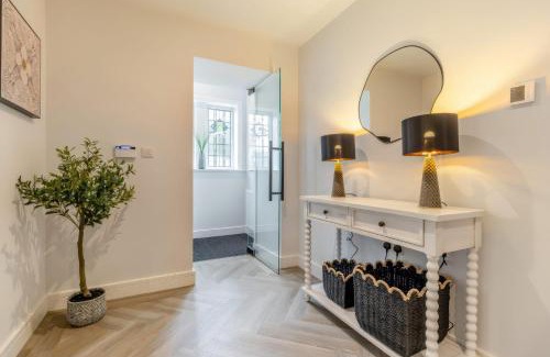 Marsh Lane House | The Old Butchers Arms