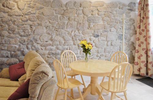 St Austell House | The Old Coach House