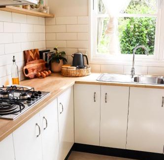 Tomerong House | The Old Cottage - Country Couples Retreat