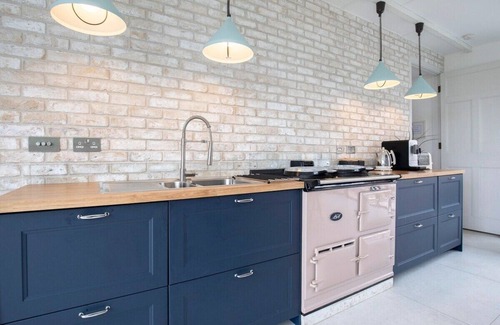 Crudwell House | The Old Dairy: A Stunning Detached Rural Retreat