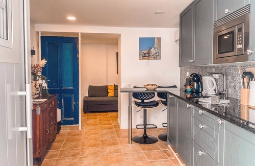 Peneco Beach Apartment | The Old Fisherman's Corner 12 - Beachfront Old town Albufeira