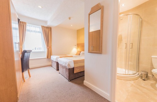 Great Clifton Hotel | The Old Ginn House Inn