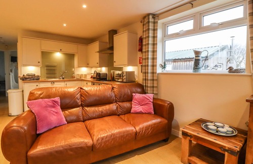 Ingrow Cottage | The Old Hen Shed