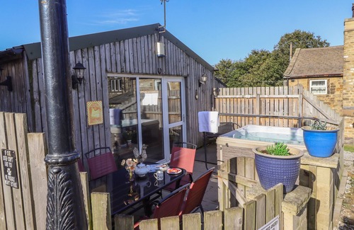Ingrow Cottage | The Old Hen Shed