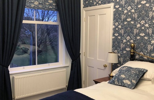 Canwick Hotel | The Old Lodge Guest House
