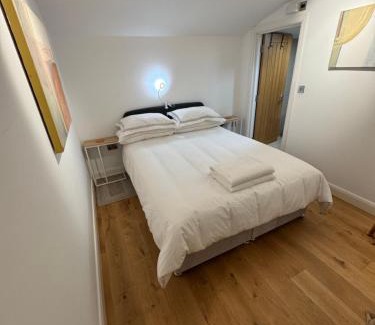 Beechingstoke Bed & Breakfast | The Old Pub - Entire Private Cellar, Sauna & Gym, King Size Bed, Self Contained Kitchenette including Continental Breakfast, Snacks and Mini Bar