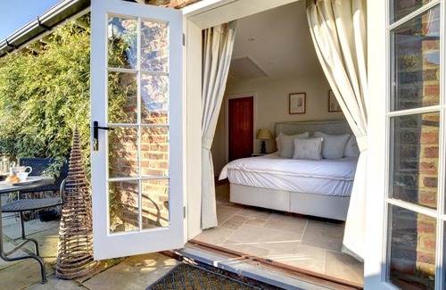 Linton House | The Old Pump House - One Bedroom House, Sleeps 3