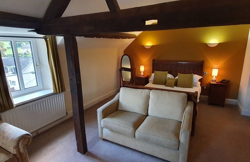 Llangattock Hotel | The Old Rectory Country Hotel