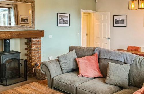 Lowick House | The Old School