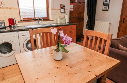Longhorsley Cottage | THE OLD SCHOOL ROOM, pet friendly, with a garden in Longhorsley