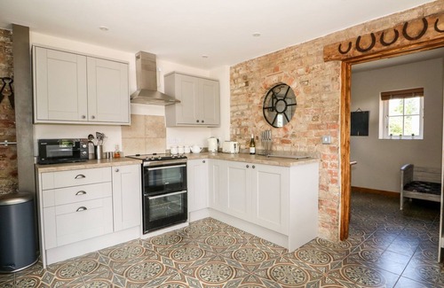 Horncastle Cottage | THE OLD SMITHY, pet friendly, character holiday cottage in Horncastle