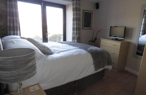 Llancarfan House | The Old Stable, Llancarfan