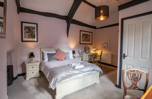 Bridgwater Hotel | The Old Vicarage