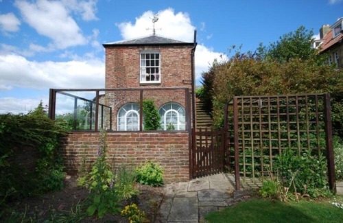 Alnmouth House | The Old Watchtower