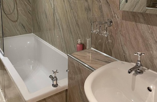 Seahouses Hotel | The Olde Ship Inn