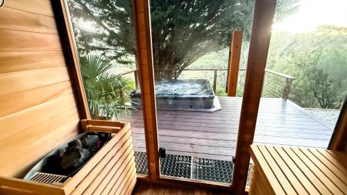Katoomba House | The Olive House Backs Blue Mountains National Park