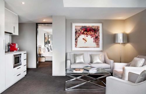 South Yarra Hotel | The Olsen Melbourne Art Series