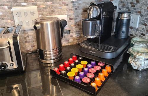 Luton Apartment | THE ONE- luton 1 bed, free parking