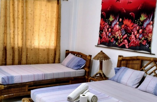 Manoc-Manoc Villa | The Orchids Hillside Villa with Kitchenette