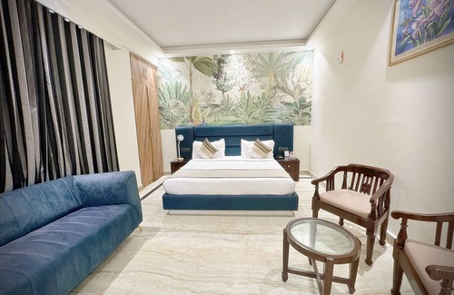 Kailash Colony Hotel | The Orion Express - East of Kailash