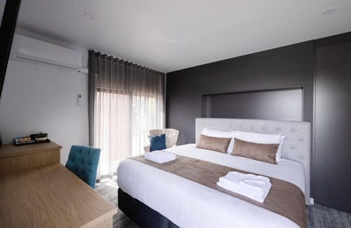 Fullarton Hotel | The Osmond Motel & Apartments
