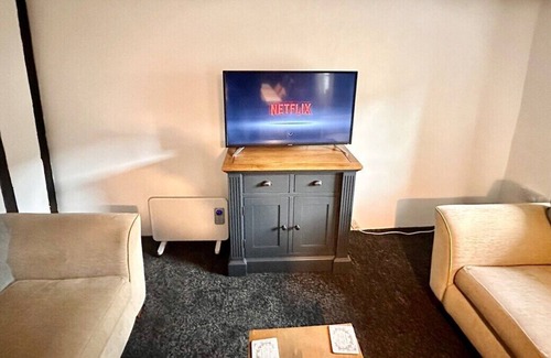 Usk Apartment | The Otter Apartment Usk Monmouthshire