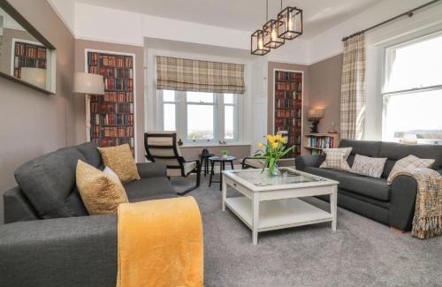 Alcombe Apartment | The Outlook