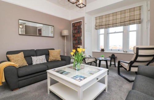 Alcombe Apartment | The Outlook