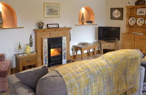 Rosudgeon House | The Paddock