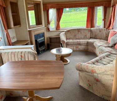 Stockbridge House | The Paddock View at Danebury