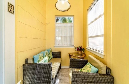 Downtown Boca Grande Historic District House | The Palmetto Inn - Snook - 1 Bedroom Queen Suite
