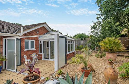 Postwick with Witton House | The Palms